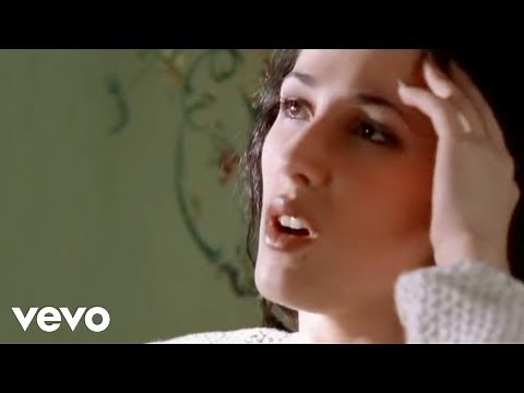 Malú - Duele (Video Clip)