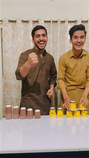 👉Fast Cups stacking Challenge🤪#shorts #viral #trending #challenge #funnyfamilygames #games #funny