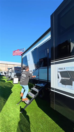 2027 Brinkley RV Model R 5th Wheel tour