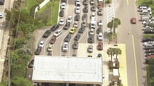 Long lines at South Florida gas stations as prices climb amid Iran conflict concerns