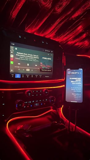 Poblado Remix en Rojo 💿 #poblado #pobladoremix #lyrics #music #video @Karol G @J Balvin