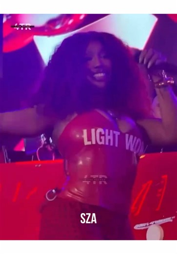 SZA Stuns at Michael Rubin's Super Bowl Party
