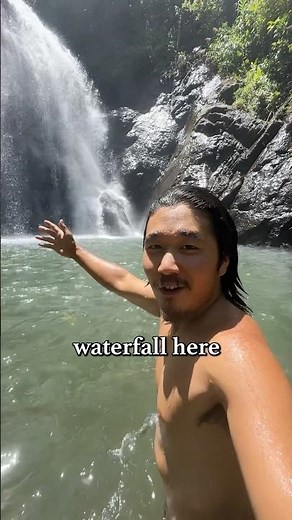 I went to the waterfall in Fiji 🇫🇯