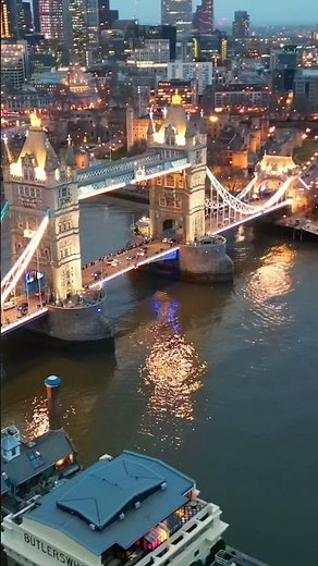 London: Stunning Aerial Views of the Thames, Tower Bridge, Big Ben & Skyline in 4K
