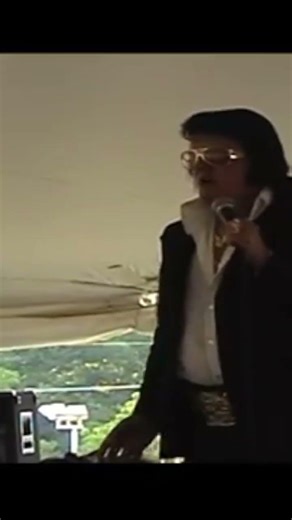 Steve Murphy sings 'Danny Boy