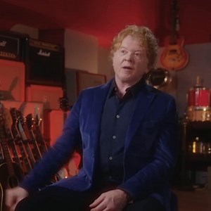 This month, we’re celebrating Simply Red’s 12th studio album 'Blue Eyed Soul' which soared into the Top 10 of the UK charts. Recorded at London’s British Grove Studios, the album drew inspiration from soul legends like Isaac Hayes, Curtis Mayfield, and James Brown. | Simply Red