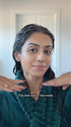 Your sign to dermaplane weekly #dermaplane #skincare #exfoliate #dermaplaningfacial #skincaretips