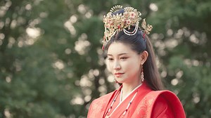 Fighting one against many, he successfully rescued the kidnapped bride Drama Name：Legend of the Undercover Chef S2 鹊刀门传奇2 #drama #kungfu #cdrama #赵本山 #鹊刀门传奇 #LegendoftheUndercoverChef #ancient | 花生追剧