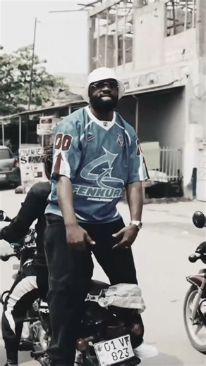 GRADUR | SHEYGUEY 17