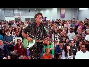 M, Mathieu Chedid singing for Amma in Chalon, France