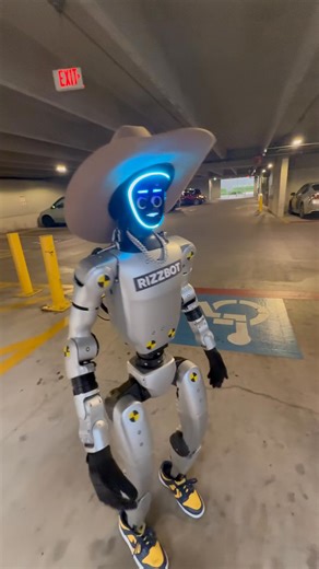 56K views · 653 reactions | SYFM... Robot with attitude #robot #run | Rizz Bot | Facebook