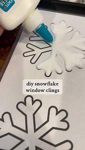 November 1st means Halloween decorations come down, and Christmas decorations go up, right?!!🎅🏼❤️ DIY snowflake window clings!❄️ All you need is glue glitter — my kids loved peeling them off and decorating the windows. The perfect winter craft to kick off the holiday season. 🎅🏼 The link is in the bio for the FREE snowflake template if you need it! ❄️ #ActivitiesForKids #winter #christmas #preschool #toddler #November #December #artsandcrafts #montessori #toddleractivities #preschool #daycare
