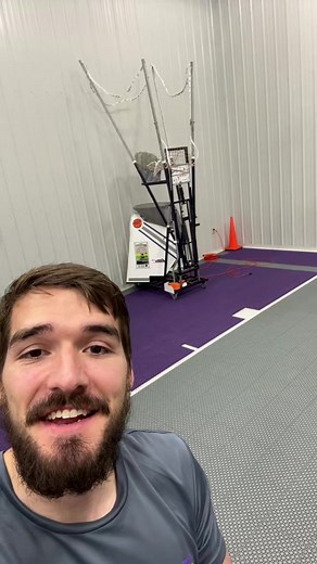 Don’t you hate when that happens?😅 I found another place to shoot so Im going live tonight!🔥🎯 #fyp #foryou #viral #basketball #sportstiktok #shooting #bball #swish #ballislife #nba #training