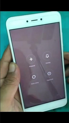 (long video link in description) Xiaomi Redmi Note 5A cellphone cannot be touched at the bottom