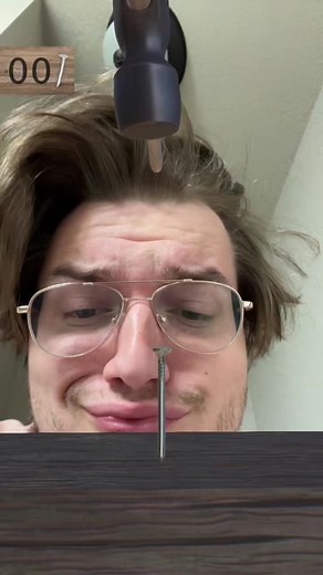 Pooping while gaming peak humanity #fyp #sneeg #sneegsnag #poo