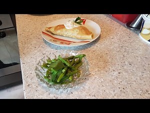 Kochenmitjochen: Gefüllte Pfannkuchen (vegetarisch) mit Bohnensalat