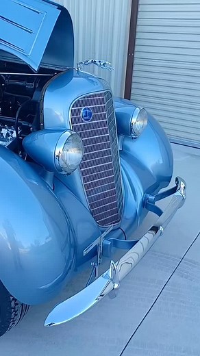 165 reactions · 8 comments | 1936 Lincoln K Model V12 | Robert James Massengale | Facebook