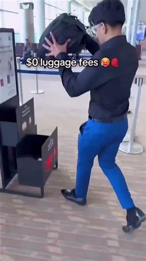 This Backpack VACUUMS Your Clothes! 60L to Carry-On Size 🎒