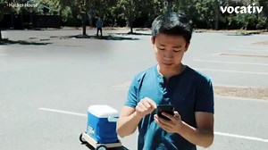 This autonomous robot cooler will follow you like a puppy | Vocativ