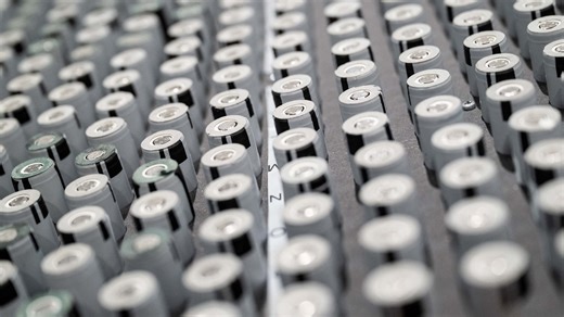 Lithium battery company moving operation to Illinois this year. See where it's setting up shop