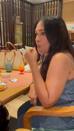 පොඩි කාලේ සාරවිටිවලට හරි කැමතියි එක පැණි රස නිසා මේකත් එහෙමයි කියලා මං හිතුවේ 🤣 | Nilmini Thennakoon