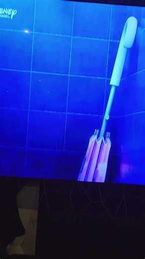 climatiqueen on TV. #miraculous #ladybug #climatiqueendiva