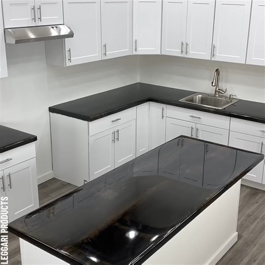 107K views · 281 reactions | Pouring epoxy to make metallic countertops Partner: Leggari Products IG: https://www.instagram.com/Leggari/ FB: https://www.facebook.com/leggari/ YT: https://www.youtube.com/channel/UCReiNw77Lw8Es5VMNekirrw | Crafty Panda | Facebook