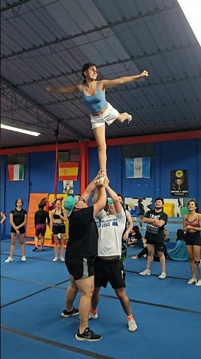 Cheerleading - Elites.
