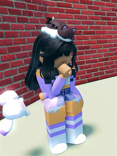 Aphmau Starts A DANCE Party In Roblox!_R#shorts #viralvideotiktok #trendingsong