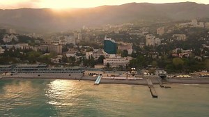 上空から見たクリミア半島：風景と歴史を詳しく見る