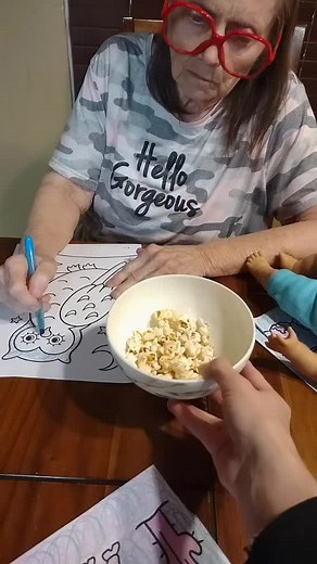 boom chicka pop! 🍿 #fypシ #love #family #monday #foryou #boomchickapop #popcorn