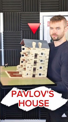 I Built A Pavlov's House LEGO WW2 Moc! (Battle of Stalingrad)