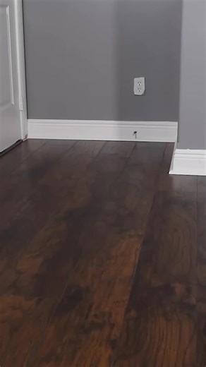 Want to lay laminate flooring? Start here! #LaminateFlooring #DIYHome #HomeImprovement #BeginnerTips #FlooringInstallation #HowToGuide #ToolTips #CraftingJoy #RenovateYourSpace #HomeUpgrade | DIY Creators