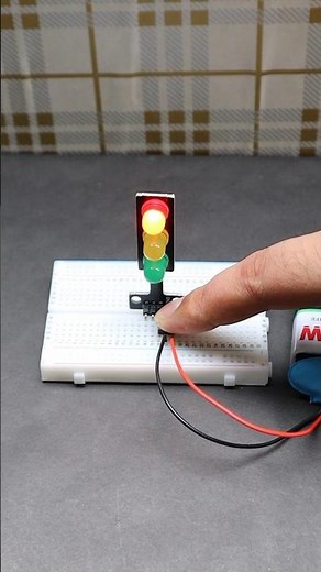 traffic light connection || bread board connection