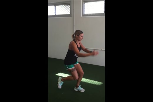 4E8 Single Leg Forward Hops