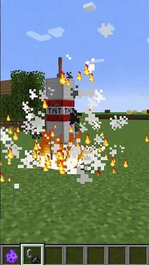 【マイクラ コマンド】自作コマンドミサイルで村を爆破してみた！#shorts