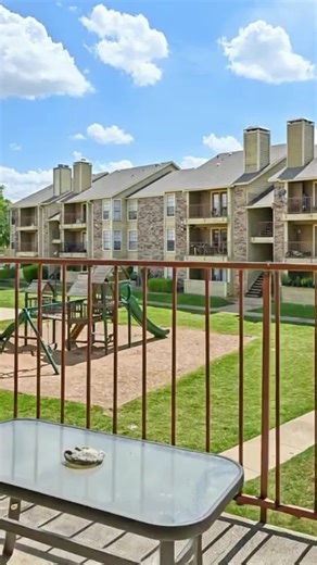 Sometimes the best part of the day is stepping out onto your balcony and taking a breath 🌤️ At The Glen at Lewisville, your apartment balcony gives you that little outdoor escape without going too far. It’s a simple mix that makes everyday living feel a bit more balanced. Call (833) 302-4479 for more info on available 1 and 2 bedroom floorplans!
