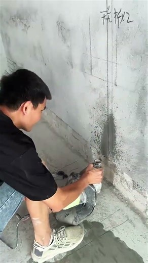 太久不开槽，不知道还会不会#施工现场实拍 #水电工 #打线槽