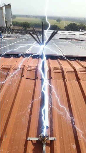 Solar Plant में Lightning Arrester क्यों जरूरी है? ⚡