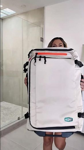 Meet the Bagsmart Blast 43L Wheeled Backpack!
