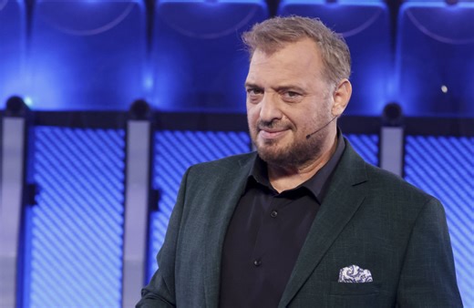 The Wall: Δύο φίλοι και κουμπάροι θέλουν να γκρεμίσουν τον  «τοίχο» για χάρη ενός κοινού οράματος