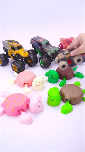 Toy Diecast Monster Jam, Bakugan Dragonoid, Bone Shaker, Grave Digger✨ #shorts #review #satisfying