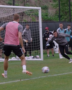 Taking aim 🎯🎯🎯 3 days 'til Miami comes to town. | Chicago Fire