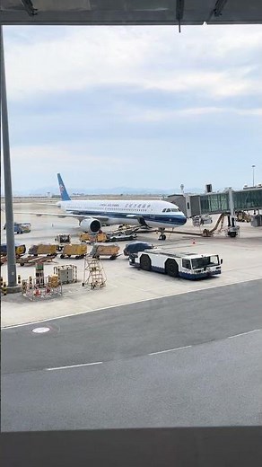 Transit at Guangzhou Airport ✈️ Runway View広州空港トランジット｜滑走路を眺める時間