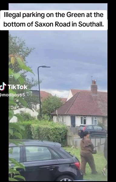 Inconsiderate Parking on Saxon Road's Green Space