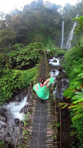 Elsa Green (@elsagreen14)’s videos with suara asli - 04.25 - Adiguna