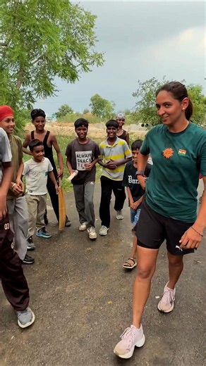 Harmanpreet Kaur ke tatoo ka matlab kya hai? 🤔 #cricket#shorts