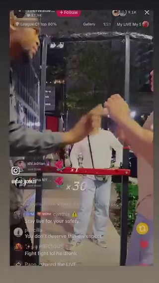 RT @AmiriKing: OMG.A scholar tries to start some random beef with a couple of live streamers and gets absolutely RAG DOLLED. 😂How did t…