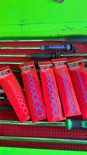 Showcasing their impressive magnetic strength. 🧲These socket inserts are designed to keep your sockets securely in place. 🌟Smash like if you need this! 📹 @pete_crosby87 . . . . . #OlsaTools #DoMoreDoBetter #repairing #toolboxtour #automechanic #carmechanic #wrenchtime #wrench #mechaniclife #mechanicmeme #dieselmechanic #mechanics #repairtools #mechanichumor #toolholders #toolorganizer #mechanicmeme #mechanicproblems #tools #heavyduty #toolbox #handtools #DIYprojects #handytoolstohave #mechani