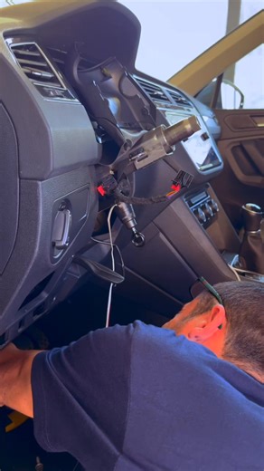 Blocca lo sterzo. Ferma il furto. ✅ Invisibile ✅ Meccanico ✅ Sicuro Block Shaft è l’antifurto meccanico che impedisce fisicamente il movimento del veicolo. Scopri come proteggere la tua auto e richiedilo adesso! | Block Shaft Group